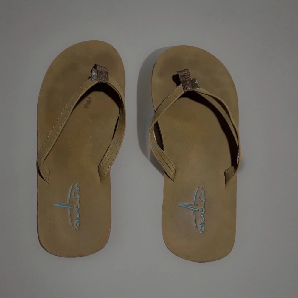 Blue Fin Flip Flops Women’s Size 7 Summer Spring Slide On Wore A Few Times